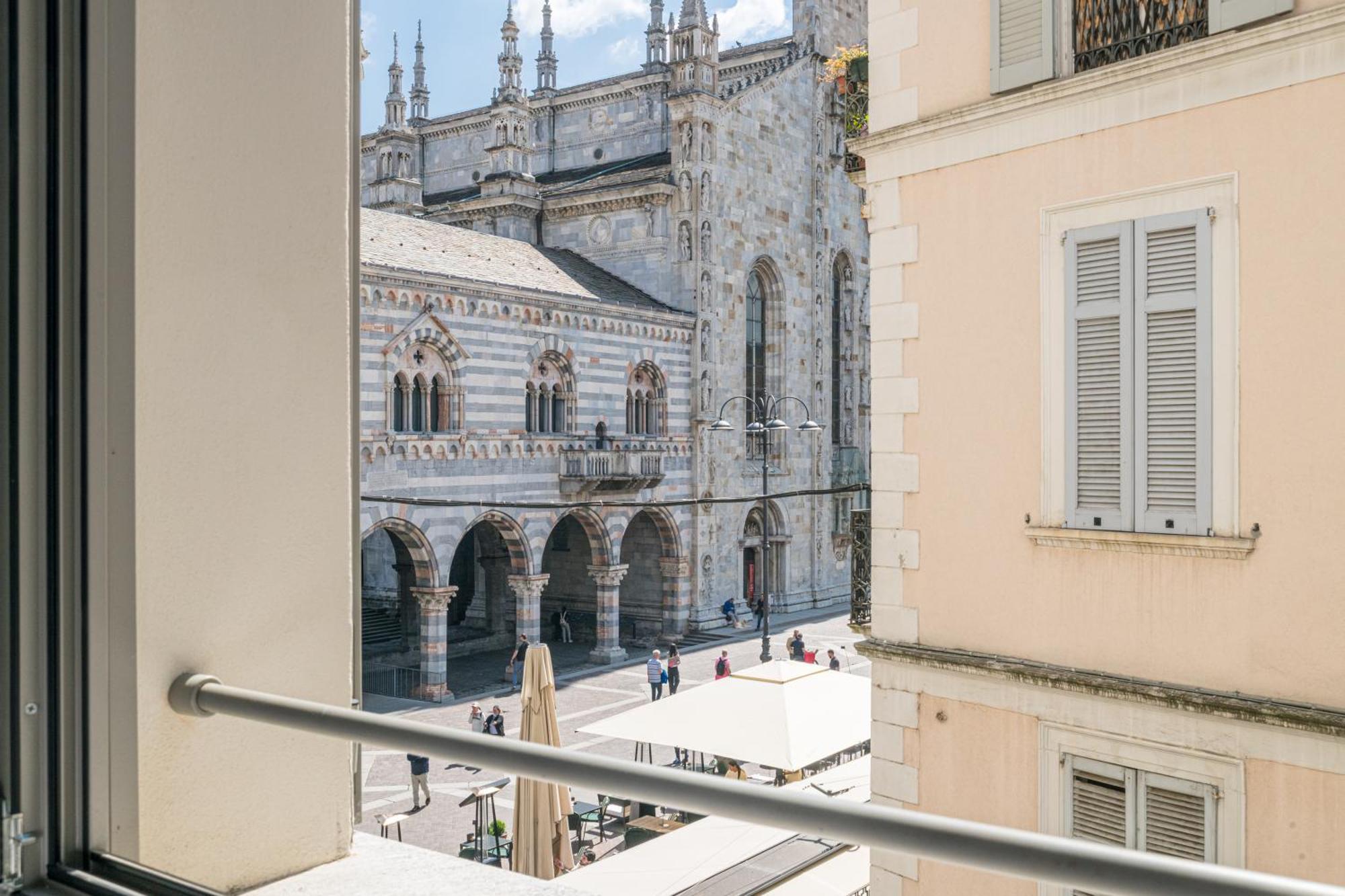 Palazzo La Cortesella - Modern Design & Location