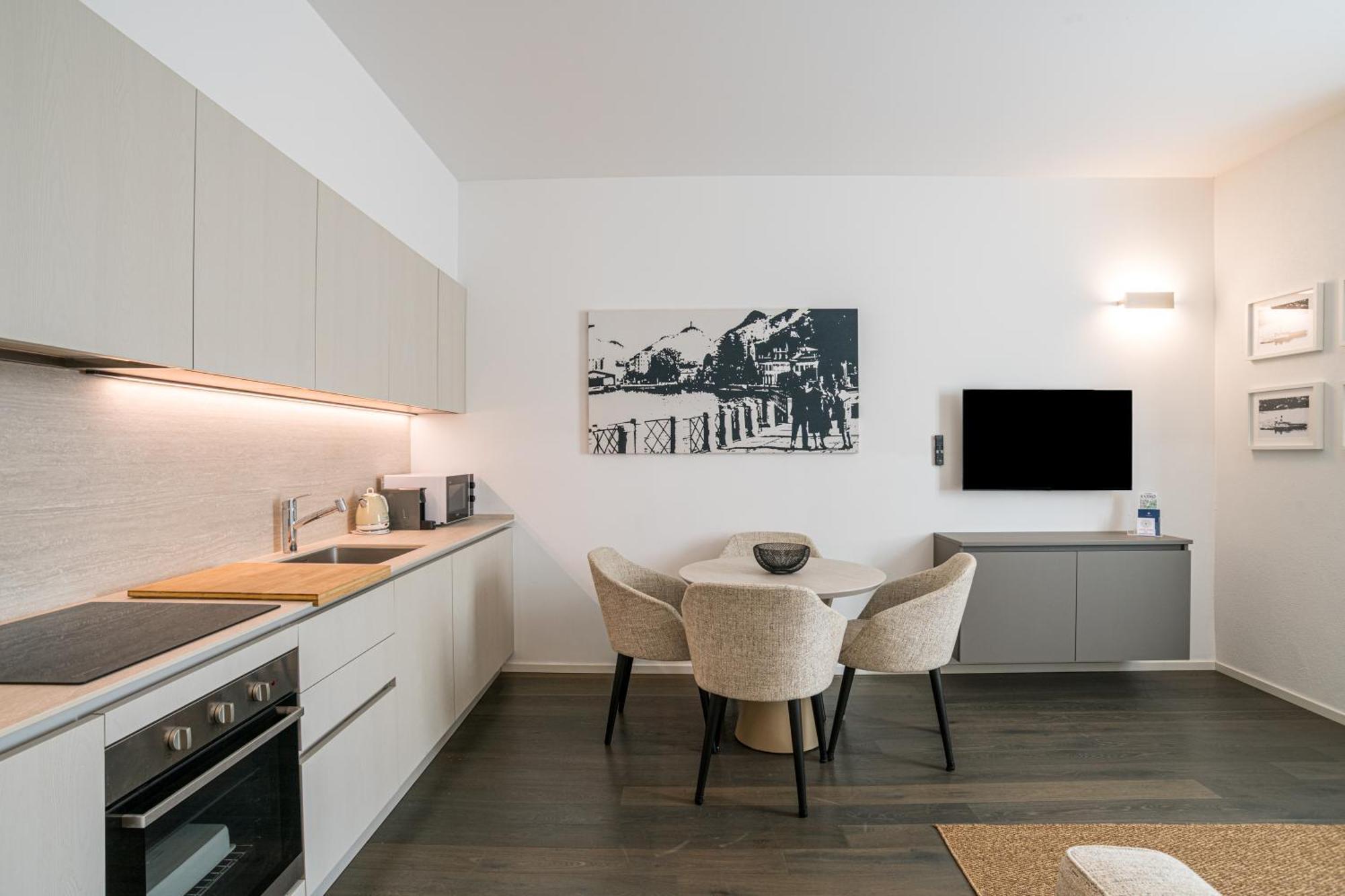 Appartement Palazzo La Cortesella - Modern Design & Location