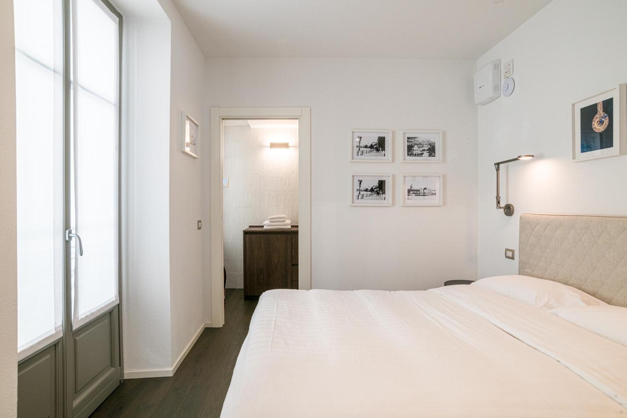 Appartement Palazzo La Cortesella - Modern Design & Location Como