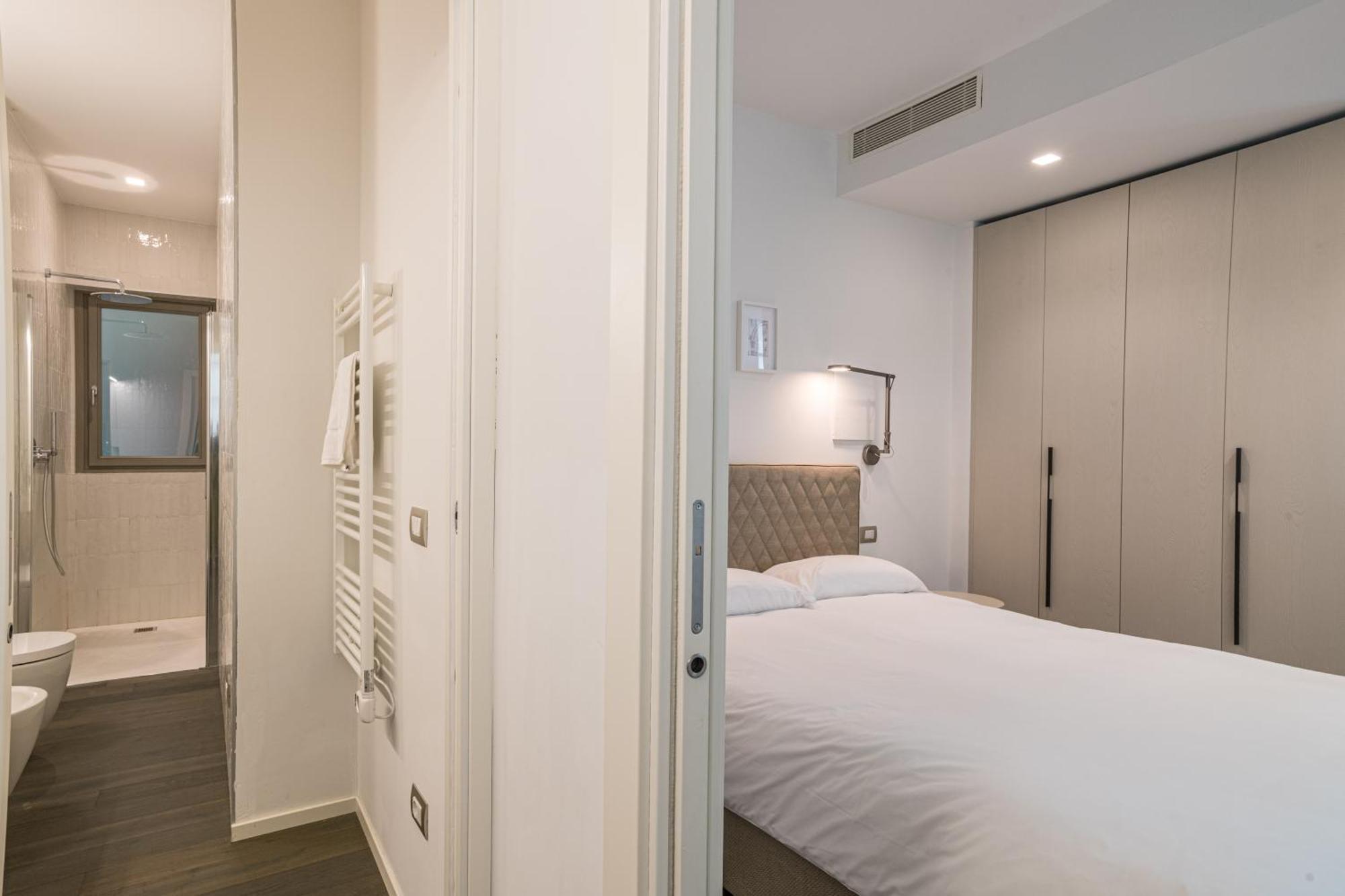 Palazzo La Cortesella - Modern Design & Location