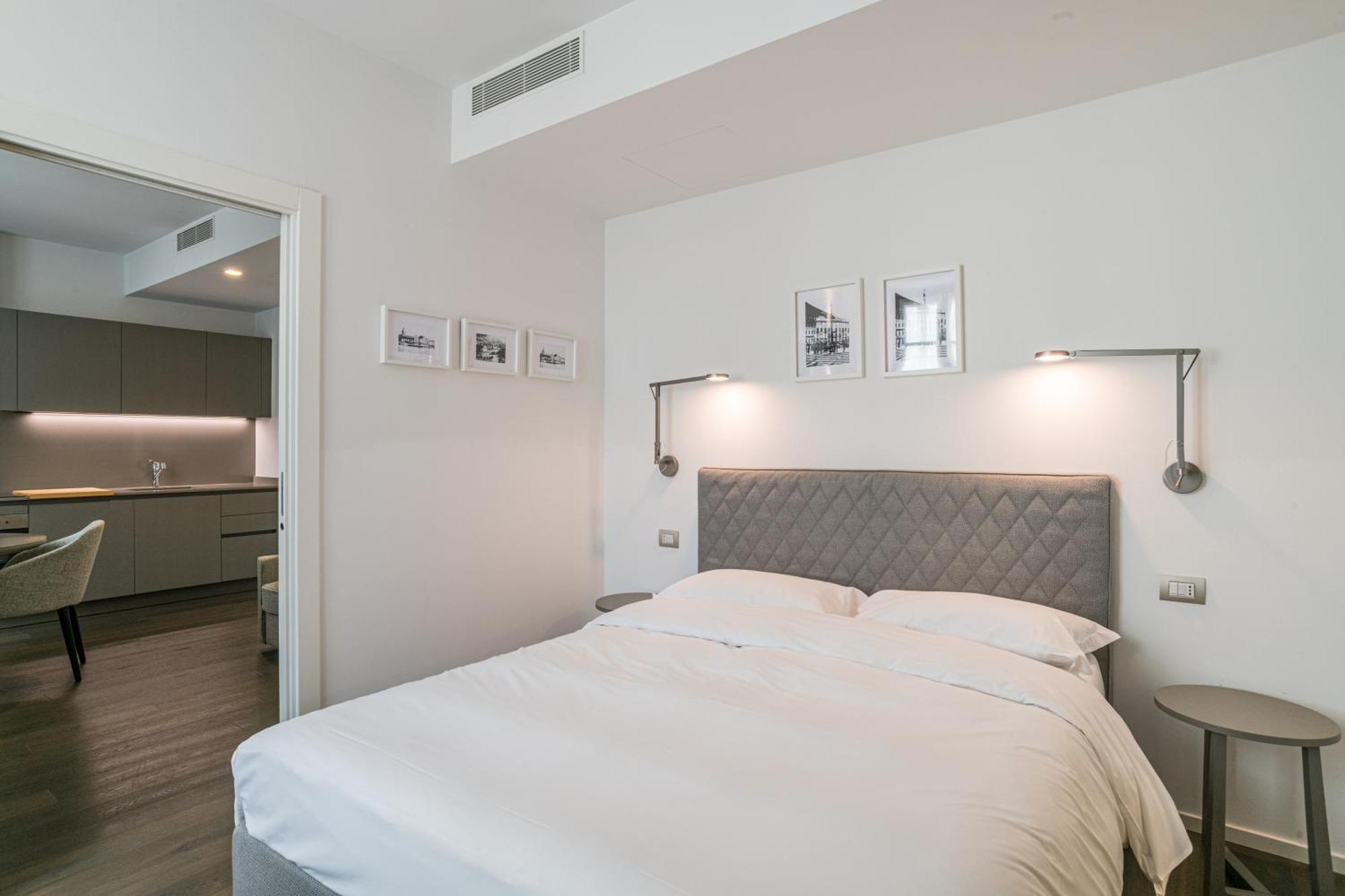 Palazzo La Cortesella - Modern Design & Location * Como