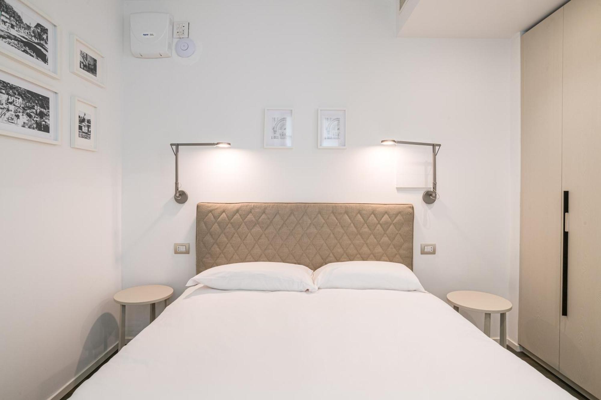 Palazzo La Cortesella - Modern Design & Location